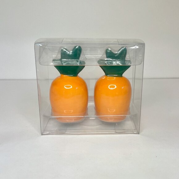Linden Street Mini Salt & Pepper Set * Carrots * Stoneware * 3-1/4" High * New - Picture 2 of 5
